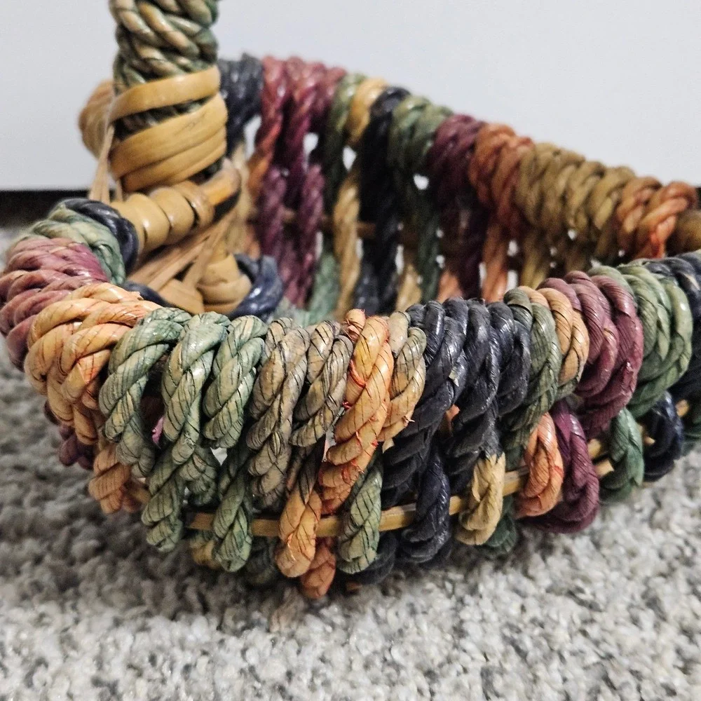 Unbranded woven heart